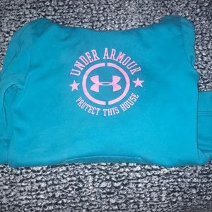 Under Armour Hoodie ✨